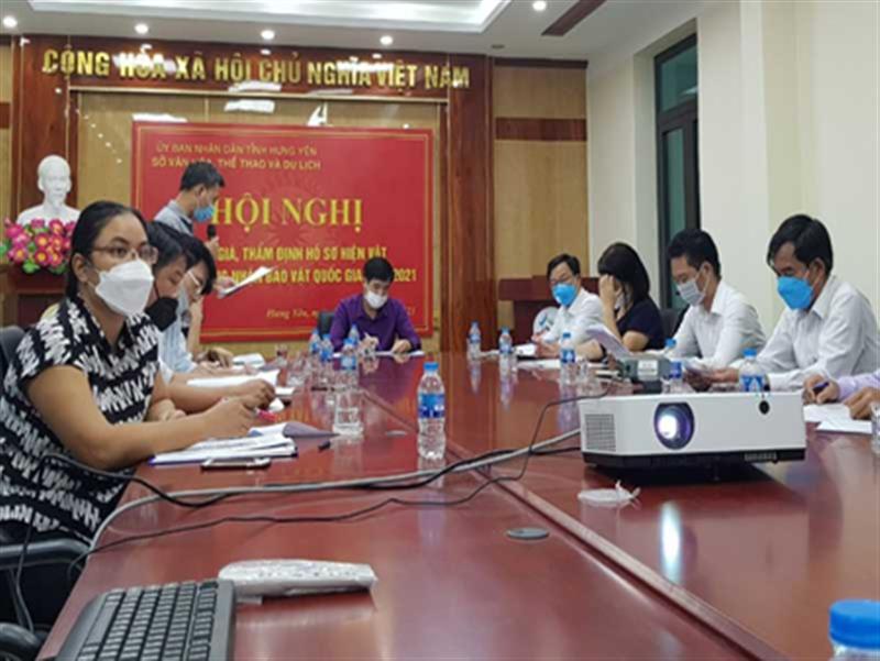 Họp Hội đồng thẩm định đề nghị công nhận bảo vật quốc gia