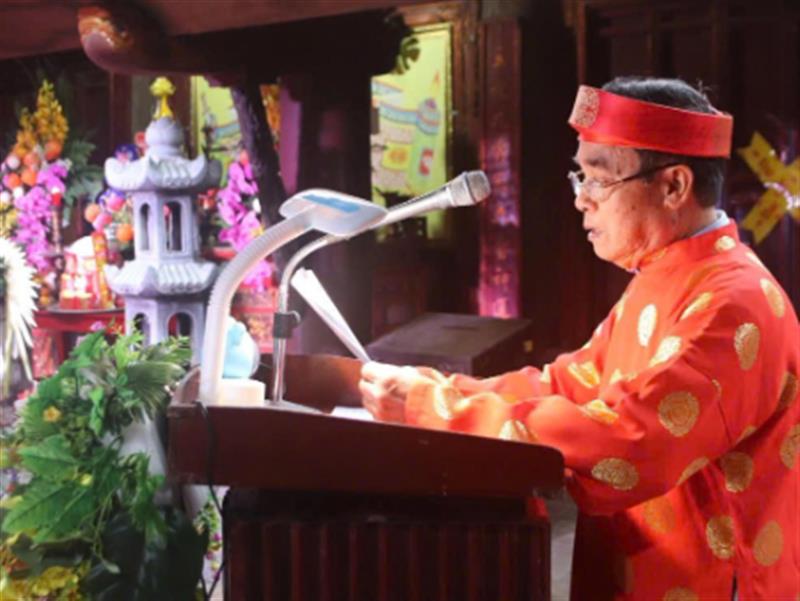 Tấm gương điển hình: Ông Nguyễn Hữu Khang - Người giữ lửa Di sản chùa Keo