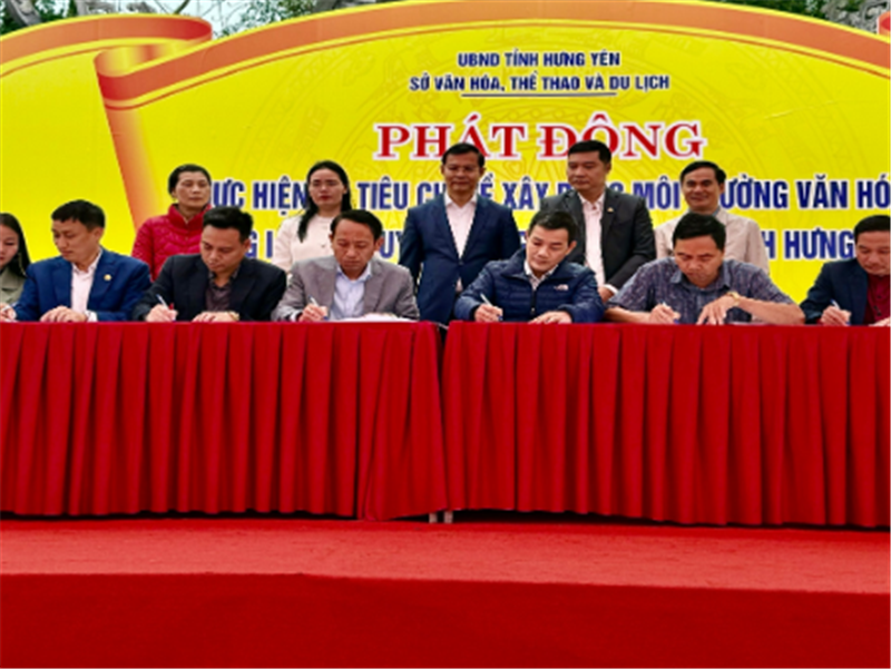 Phát động thực hiện Bộ tiêu chí về xây dựng môi trường văn hóa trong lễ hội truyền thống tỉnh Hưng Yên.