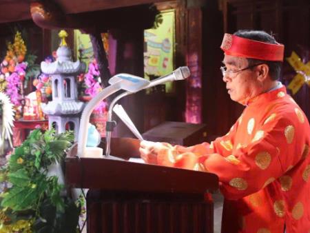 Tấm gương điển hình: Ông Nguyễn Hữu Khang - Người giữ lửa Di sản chùa Keo