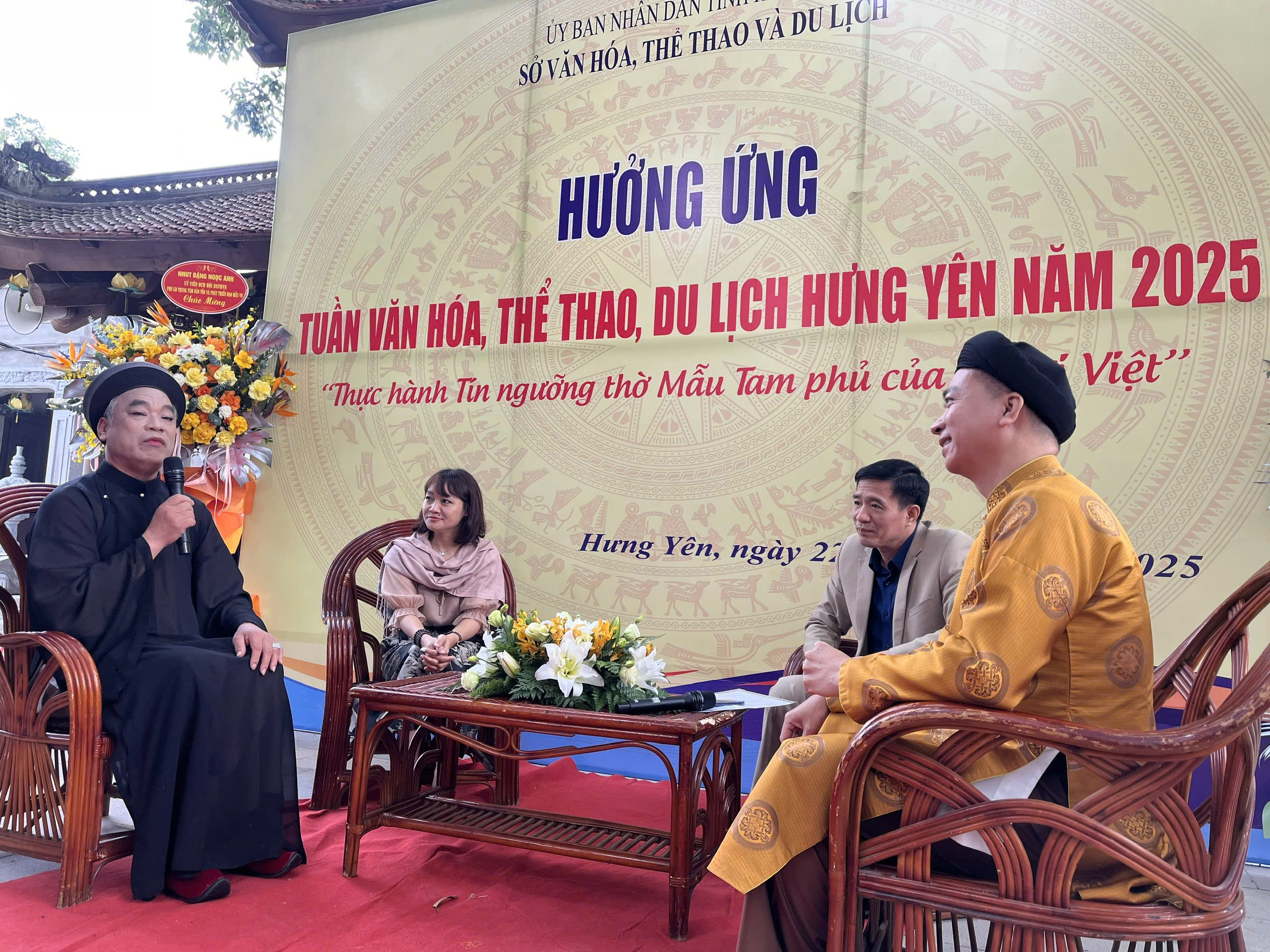 NHỮNG KINH NGHIỆM VÀ THÀNH TỰU CỦA TỈNH HƯNG YÊN TRONG BẢO VỆ, PHÁT HUY GIÁ TRỊ DI SẢN THỰC HÀNH TÍN NGƯỠNG THỜ MẪU TAM PHỦ SAU 10 NĂM ĐƯỢC UNESCO GHI DANH