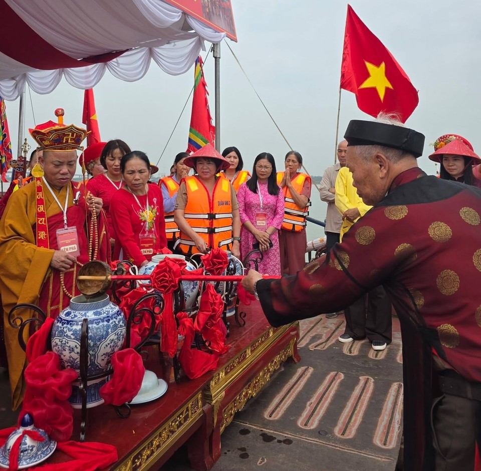 Lễ rước nước - Nét độc đáo của Lễ hội Văn hóa dân gian phố Hiến