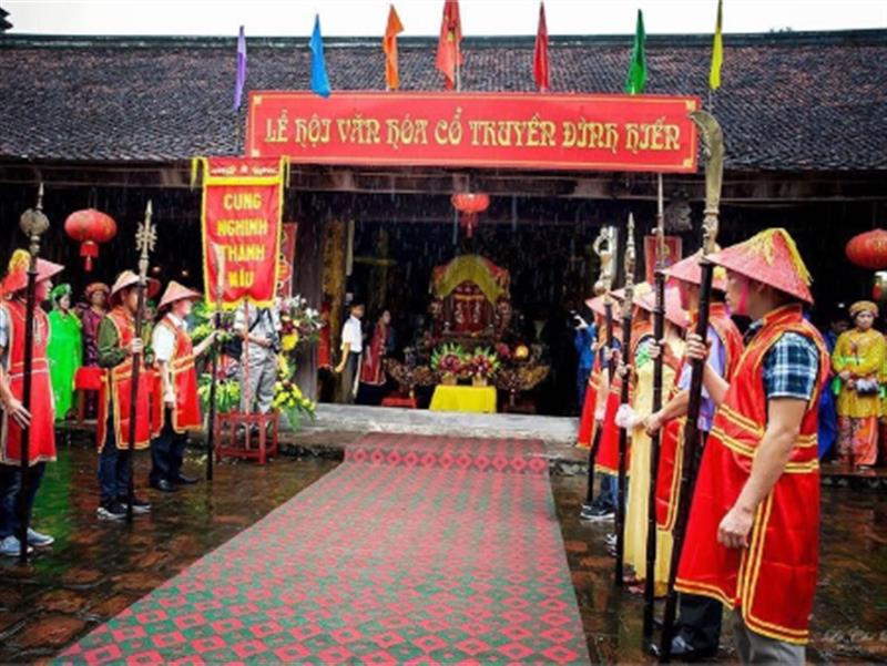 LỄ HỘI TRUYỀN THỐNG ĐÌNH HIẾN