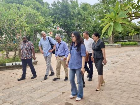 Hưng Yên đón Đoàn chuyên gia Di sản tư liệu UNESCO  khảo sát Hệ thống Văn bia Phố Hiến