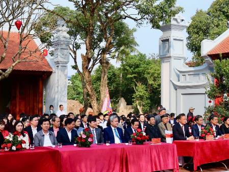 Khai mạc Triển lãm thư pháp, hát ca trù  và cho chữ đầu xuân năm 2026